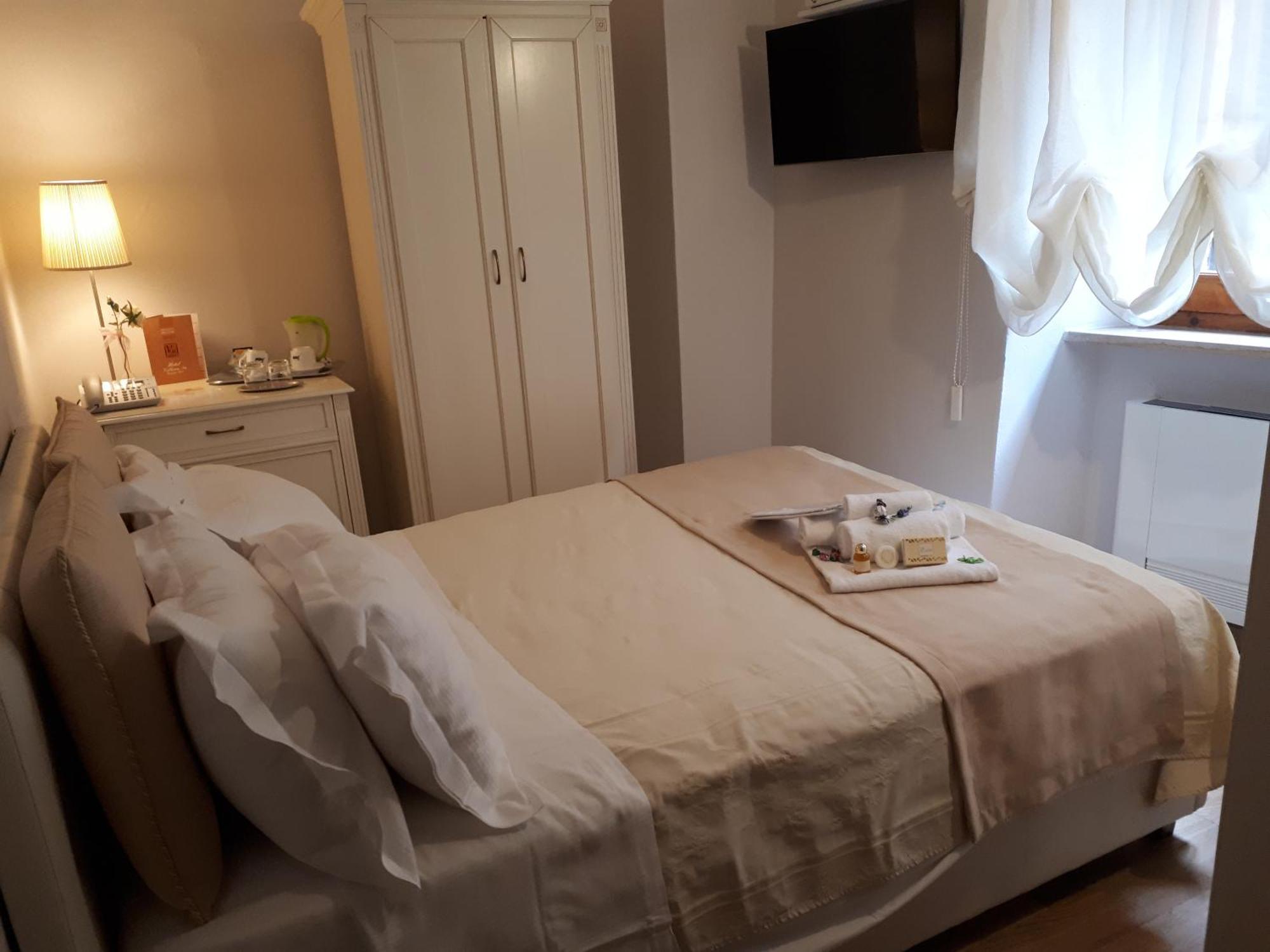 Hotel Volterra In Superior Kamer foto
